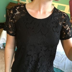Lace sleeve black shirt